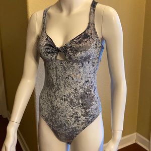 Super soft velvet peek-a-boo blue bodysuit with cross cross back By Aerie Sz m
